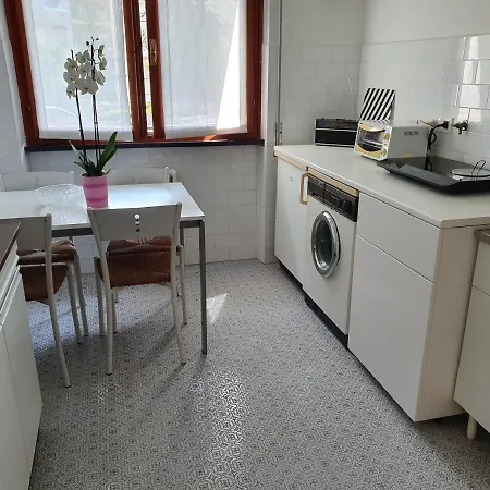 아파트 La Casetta Di Elaua *